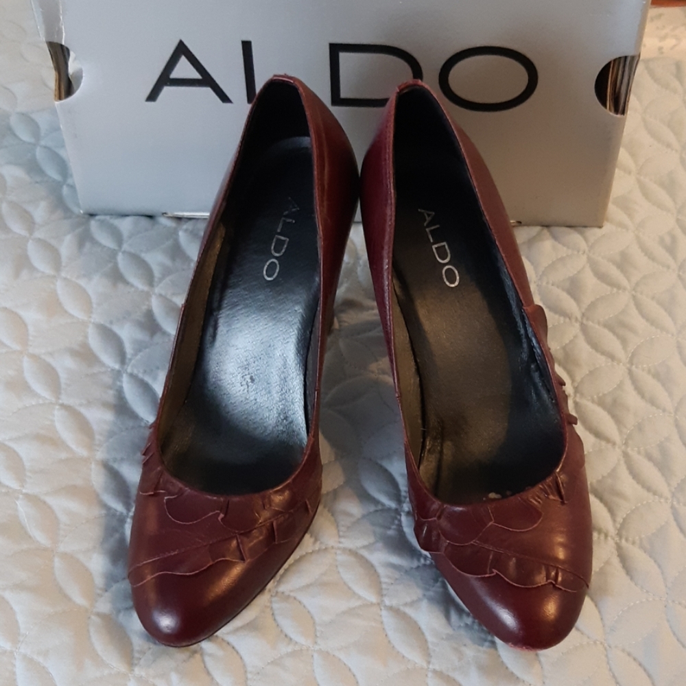 Burgundy heels with ruffle detail